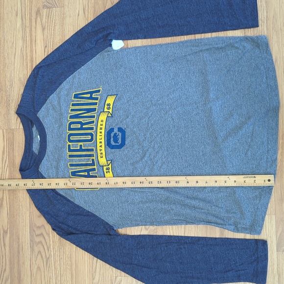 Fanatics Berkeley California Shirt LS Size Large NWT - Picture 3 of 6